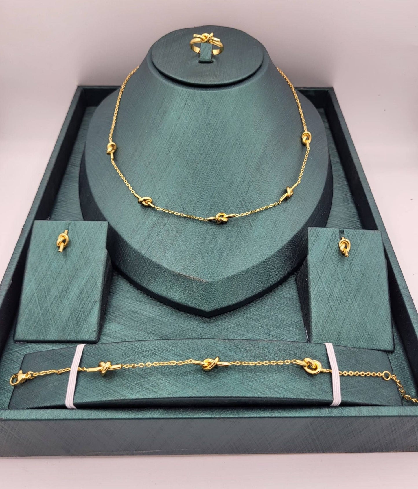 Parure Tiffany Nœud 4 Pièces en Acier Inoxydable ✨