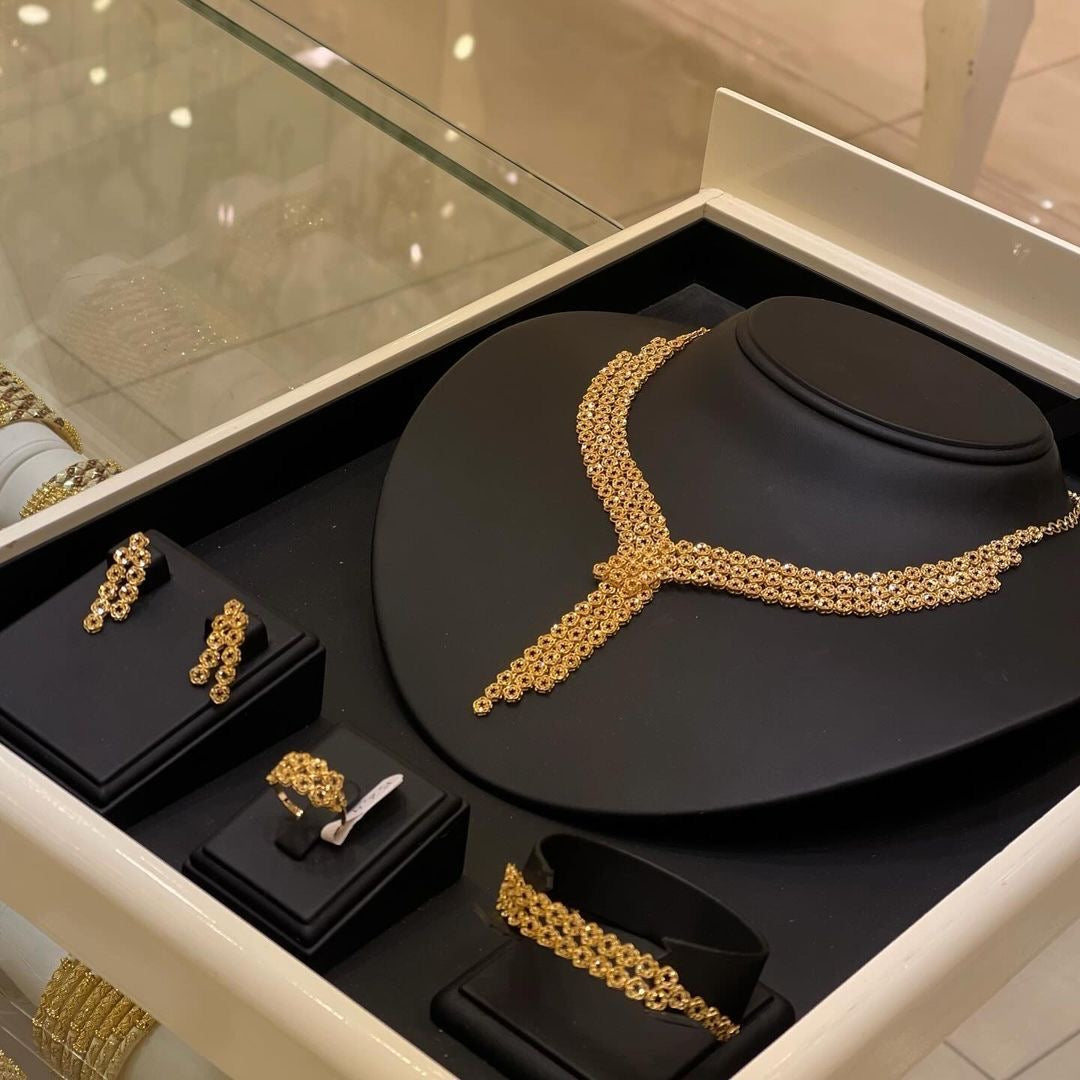 Parures | طقم المجوهرات