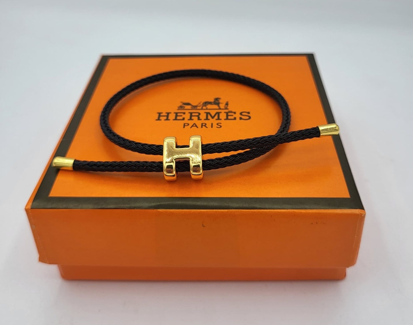 Bracelet Cordon ajustable "H"